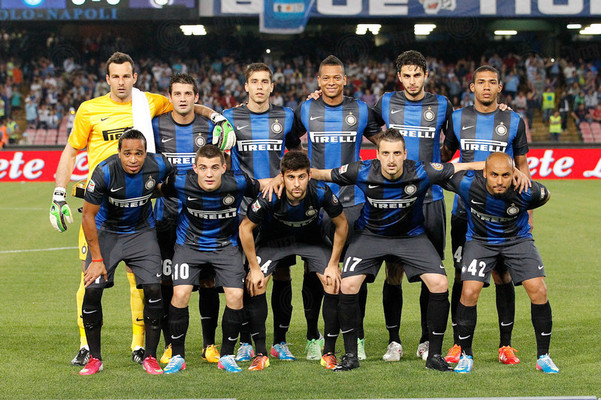 詹姆斯防守篮板超科比大腿！41岁30分场次联盟第二！