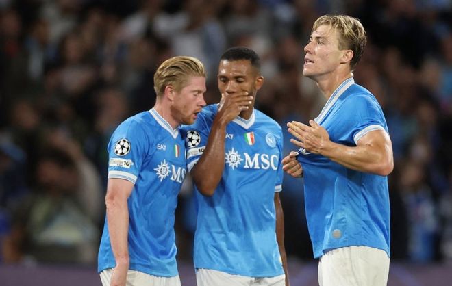 大爆冷！勇士、火箭13分失利，马刺憾负，最新排名太阳反超火箭！