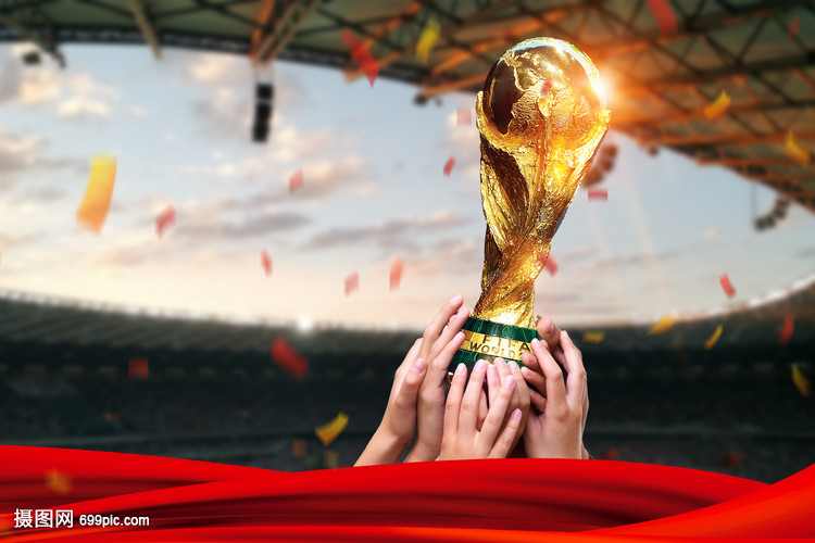 3000贵宾一起玩梗，Rita自曝和某牙合约到期，网友：40岁老阿姨不好看