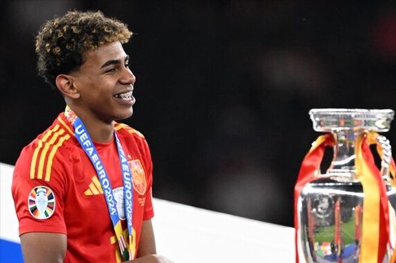 《尸姬之梦》将于明年1月12日发售 美少女卡牌爽玩