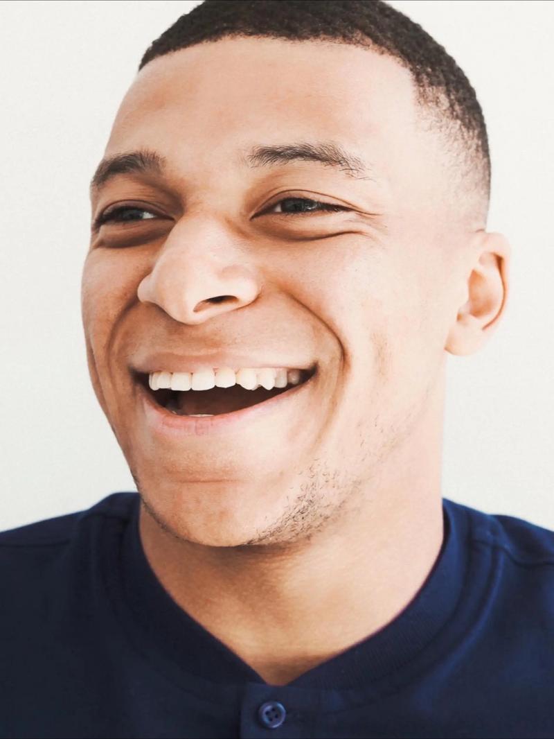 开拓者1分险胜火箭 杨瀚森出场近17分钟得3分